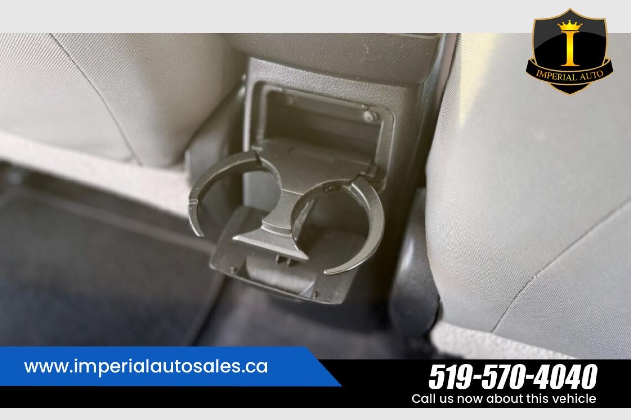 2011 Toyota Matrix 1.8-Lit.-FWD Photo