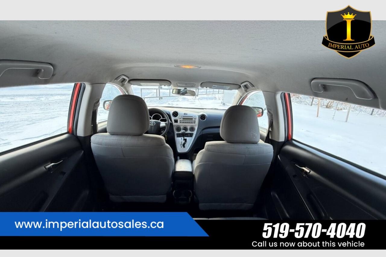 2011 Toyota Matrix 1.8-Lit.-FWD Photo