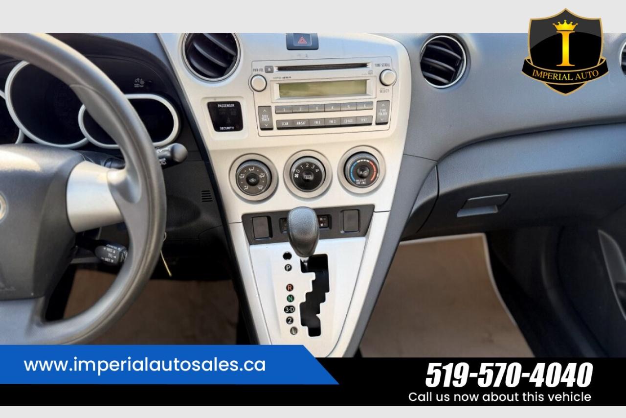 2011 Toyota Matrix 1.8-Lit.-FWD Photo