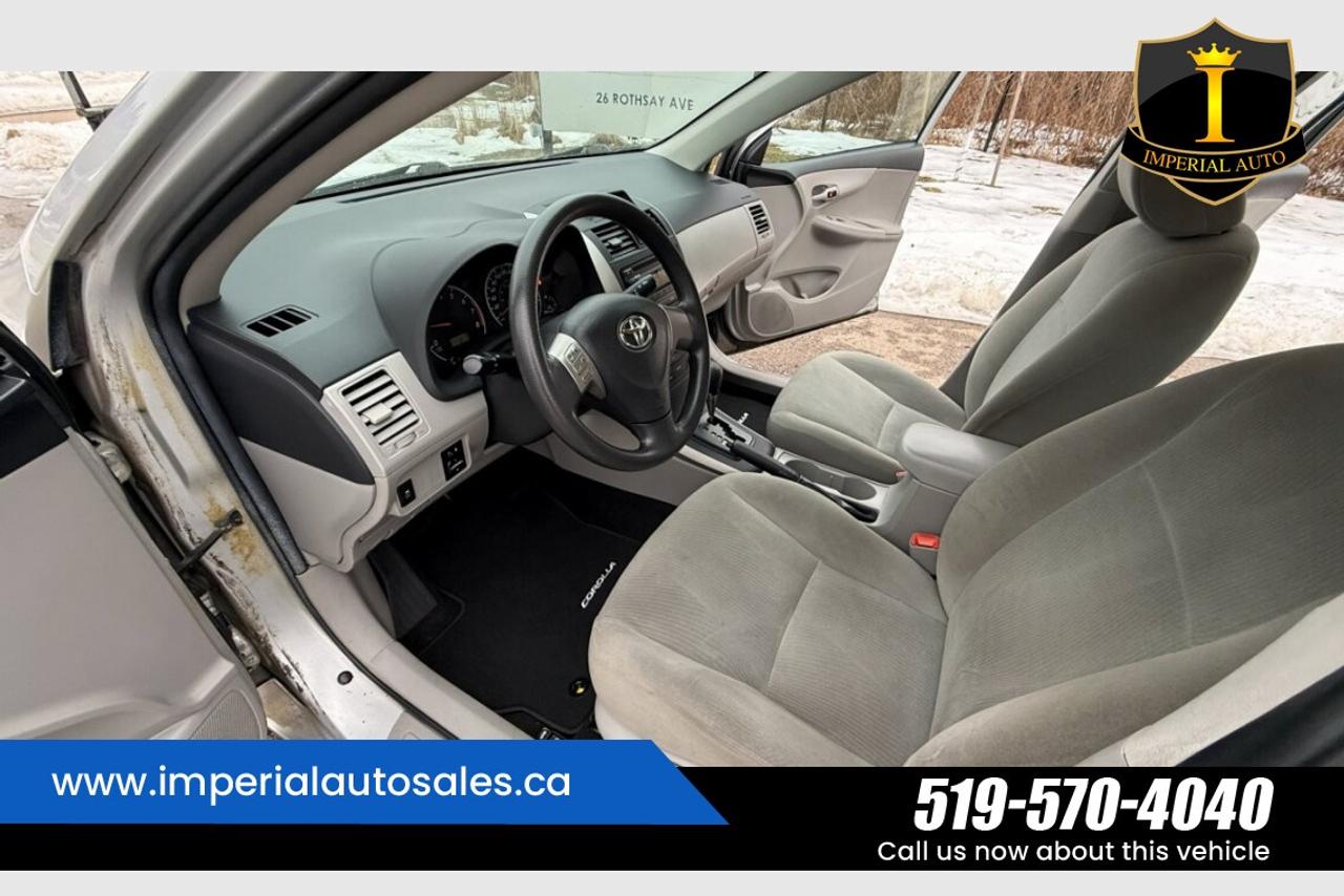 2013 Toyota Corolla CE-LOW KMS. Photo