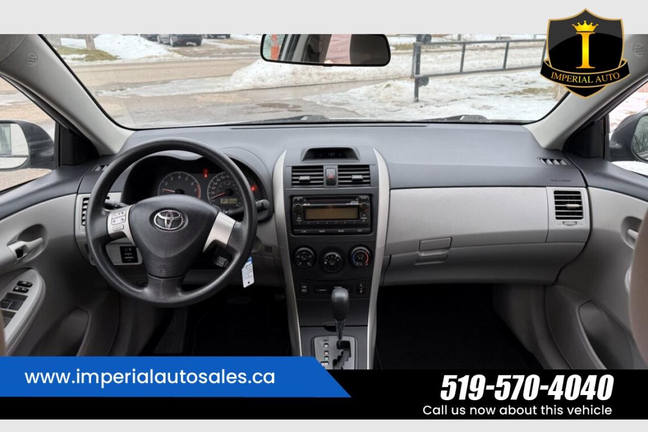 2013 Toyota Corolla CE-LOW KMS. Photo