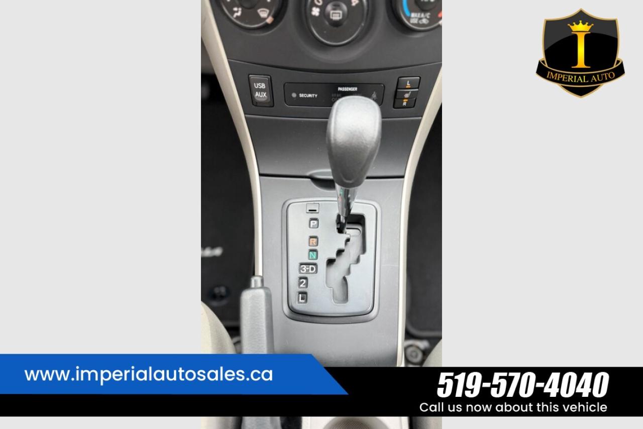 2013 Toyota Corolla CE-LOW KMS. Photo