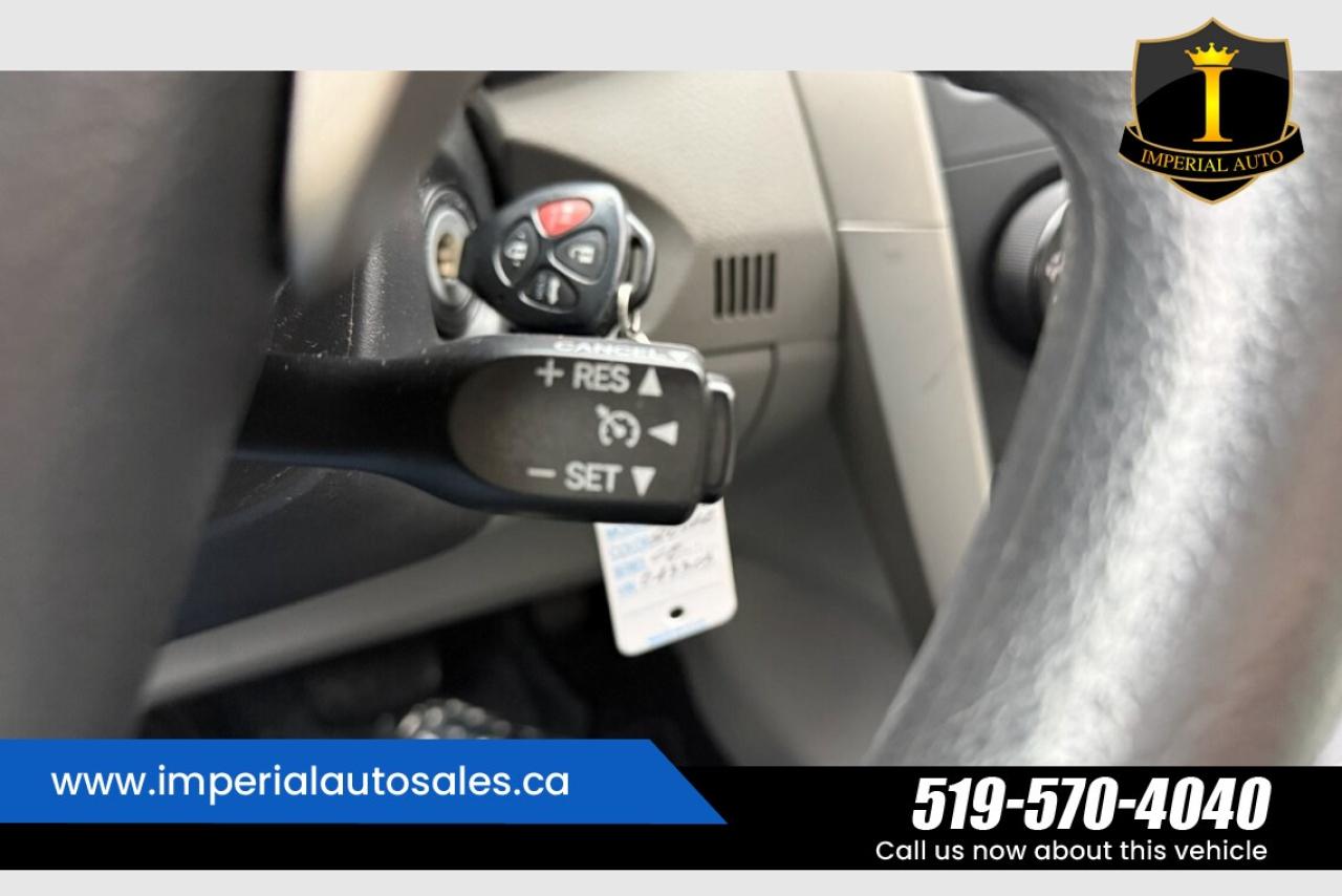 2013 Toyota Corolla CE-LOW KMS. Photo