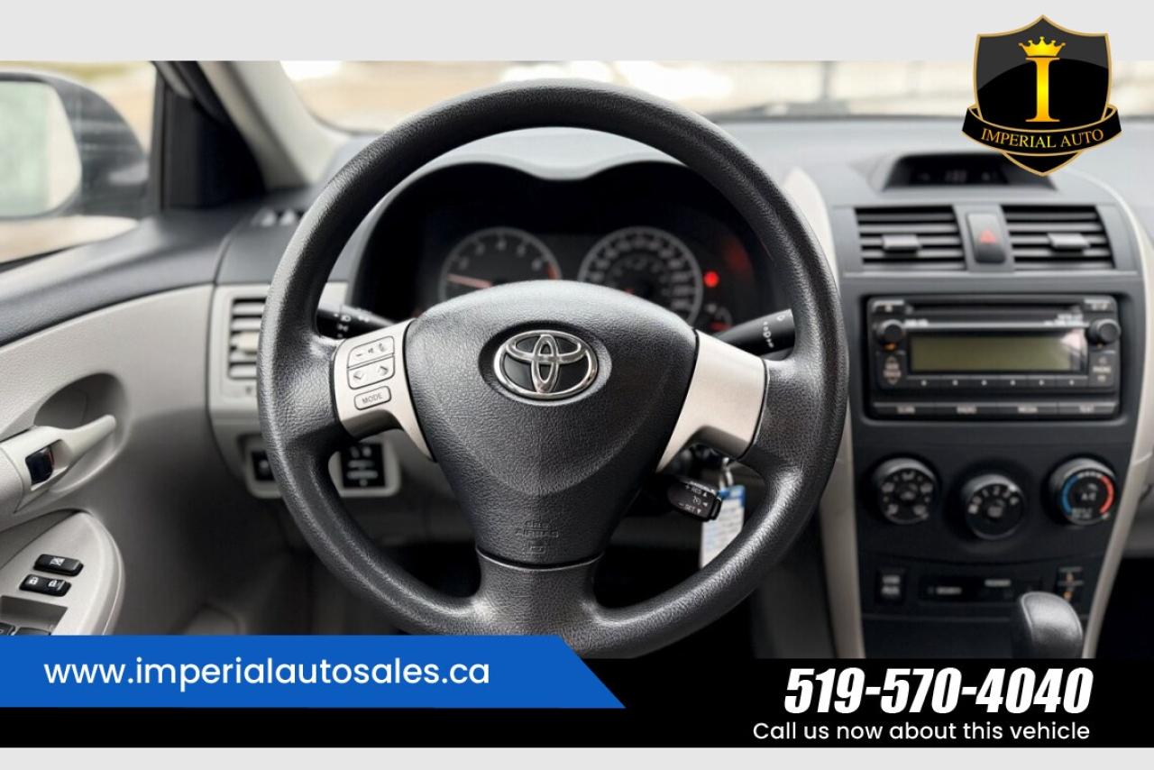 2013 Toyota Corolla CE-LOW KMS. Photo