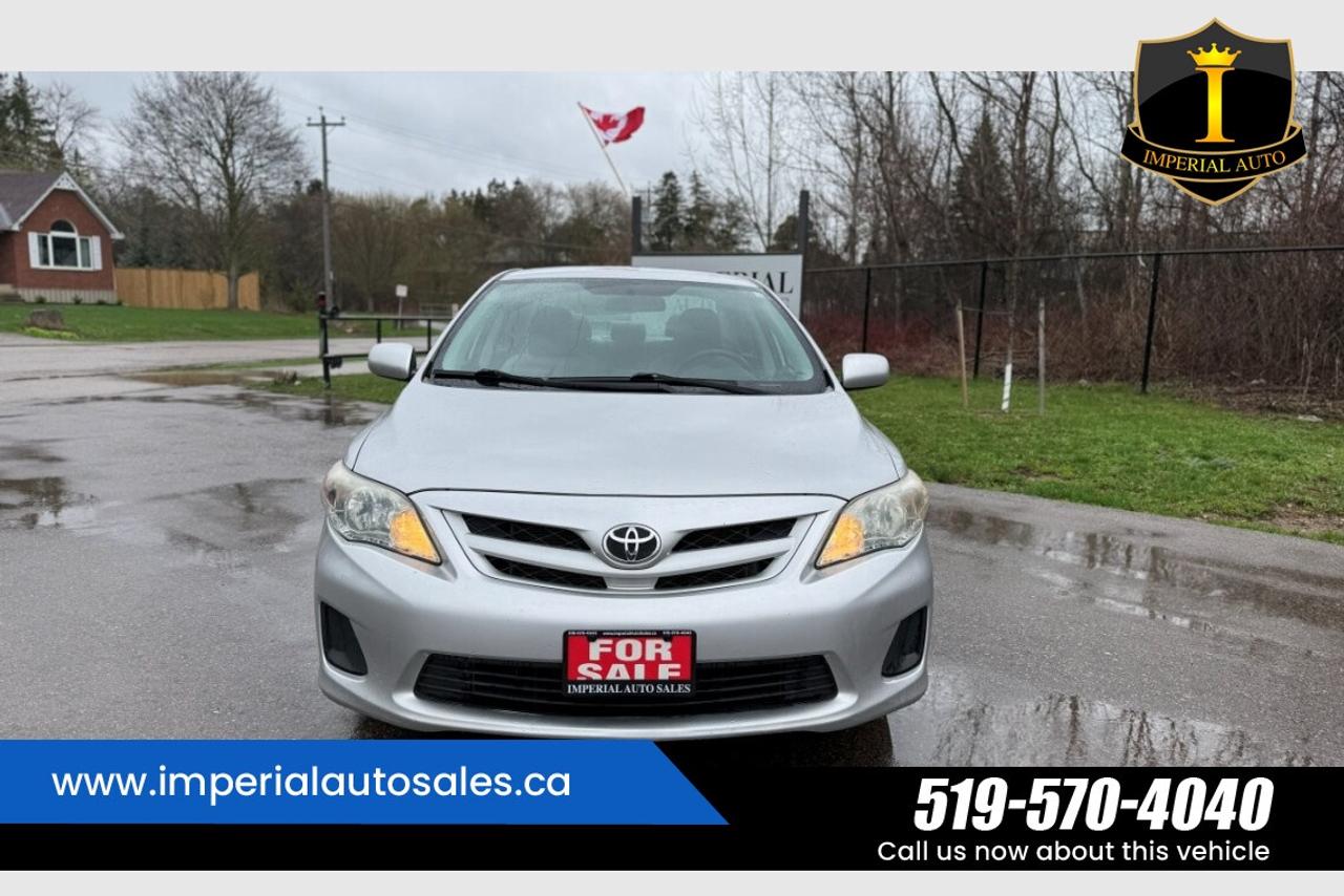 2013 Toyota Corolla -CE- LOW KMS. Photo