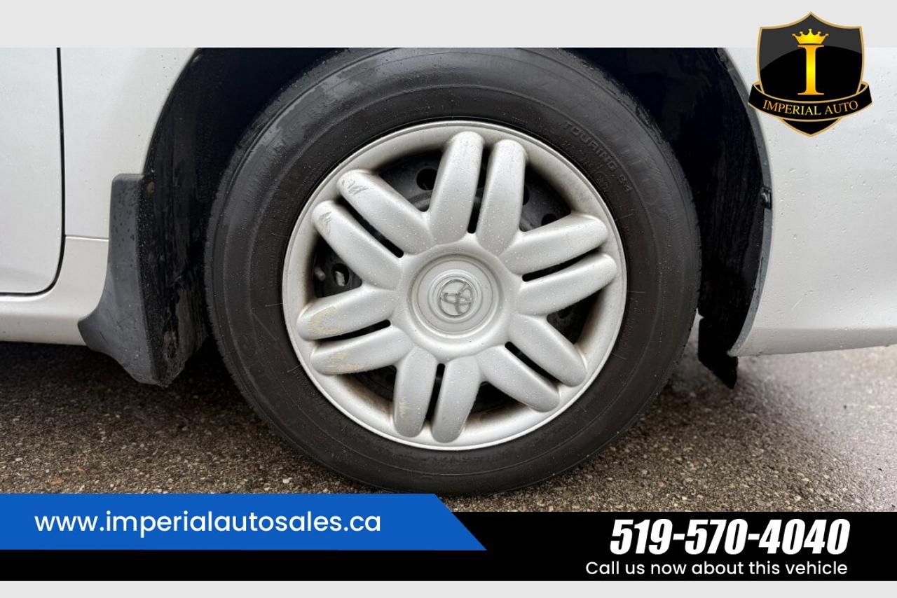 2013 Toyota Corolla -CE- LOW KMS. Photo