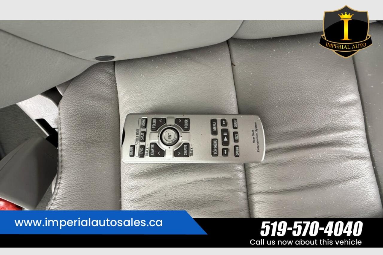 2012 Toyota Sienna XLE Photo