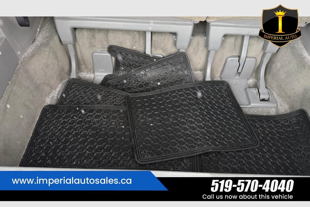 2012 Toyota Sienna XLE Photo