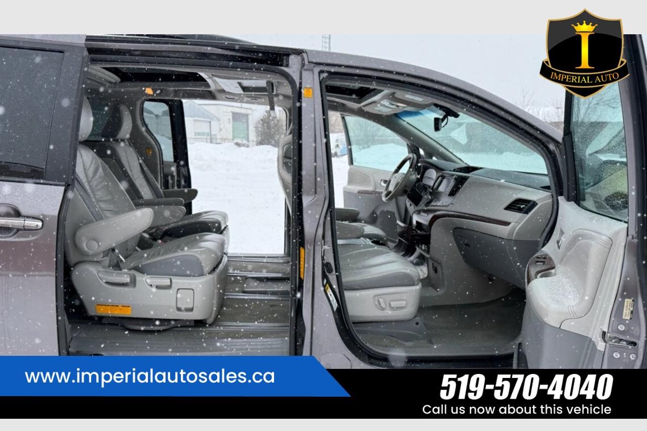 2012 Toyota Sienna XLE Photo