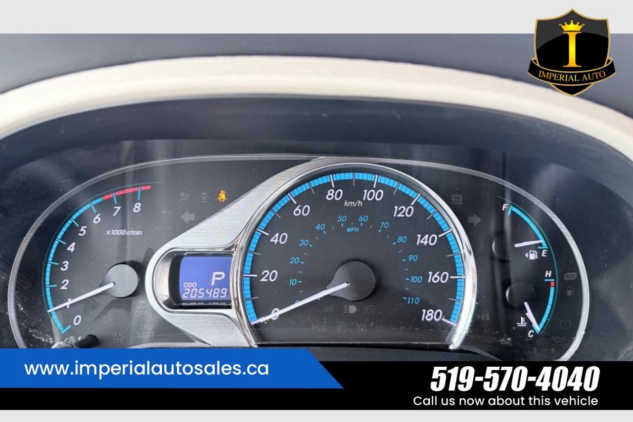 2012 Toyota Sienna XLE Photo