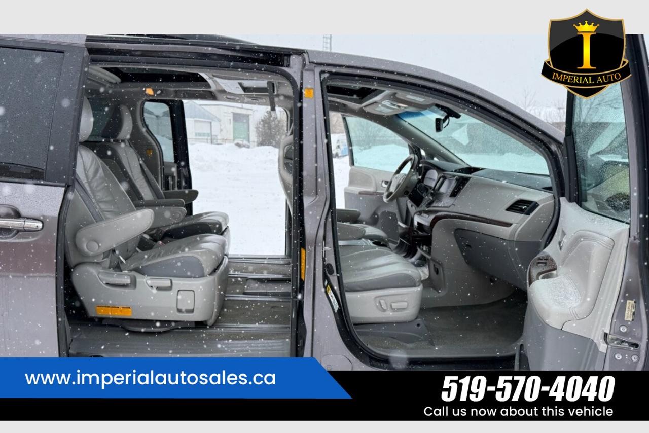 2012 Toyota Sienna XLE Photo