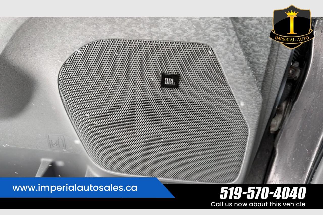 2012 Toyota Sienna XLE Photo