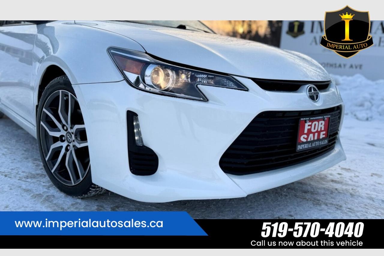 2015 Scion tC SPORTS Photo2