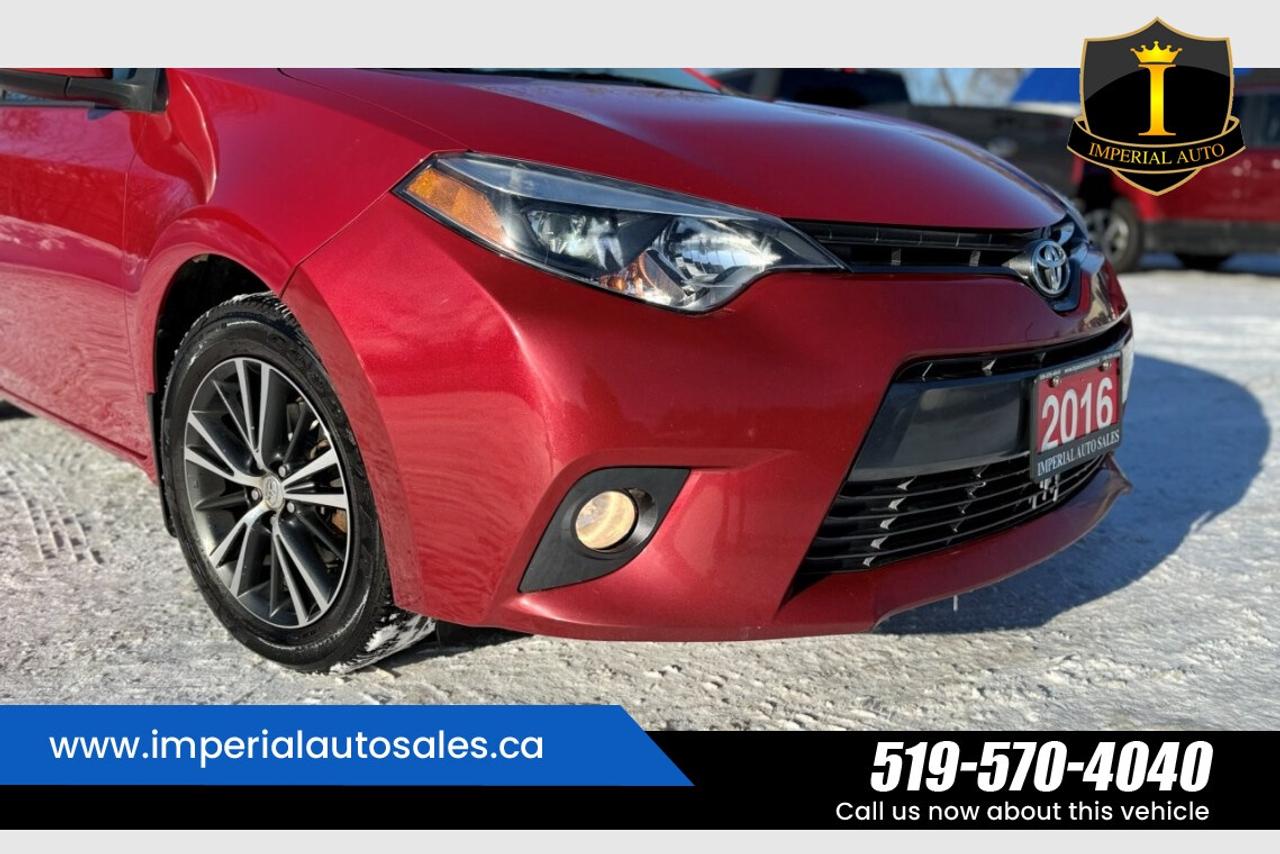 2016 Toyota Corolla LE Photo2