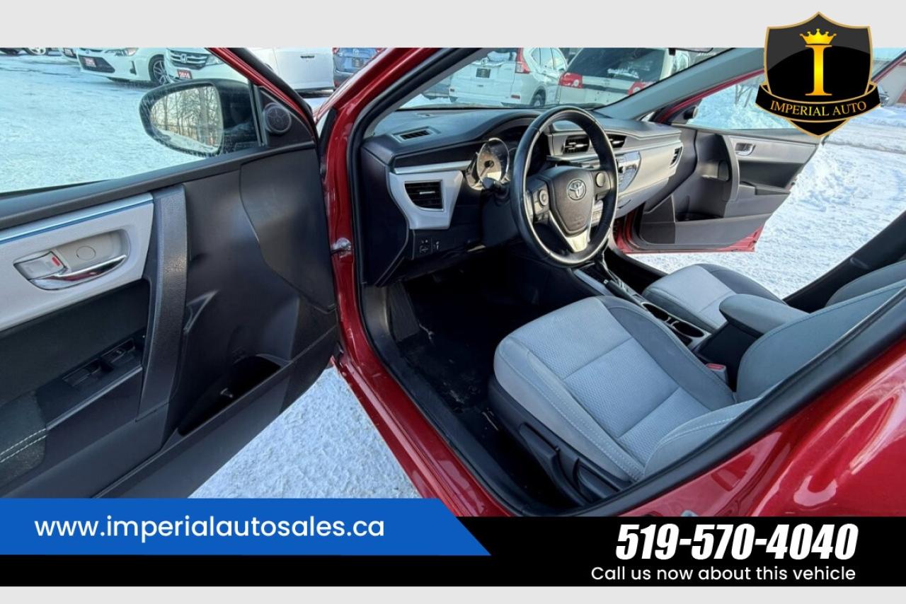 2016 Toyota Corolla LE Photo