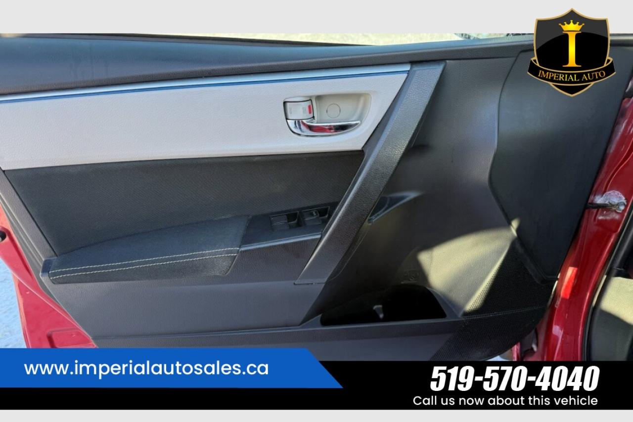 2016 Toyota Corolla LE Photo