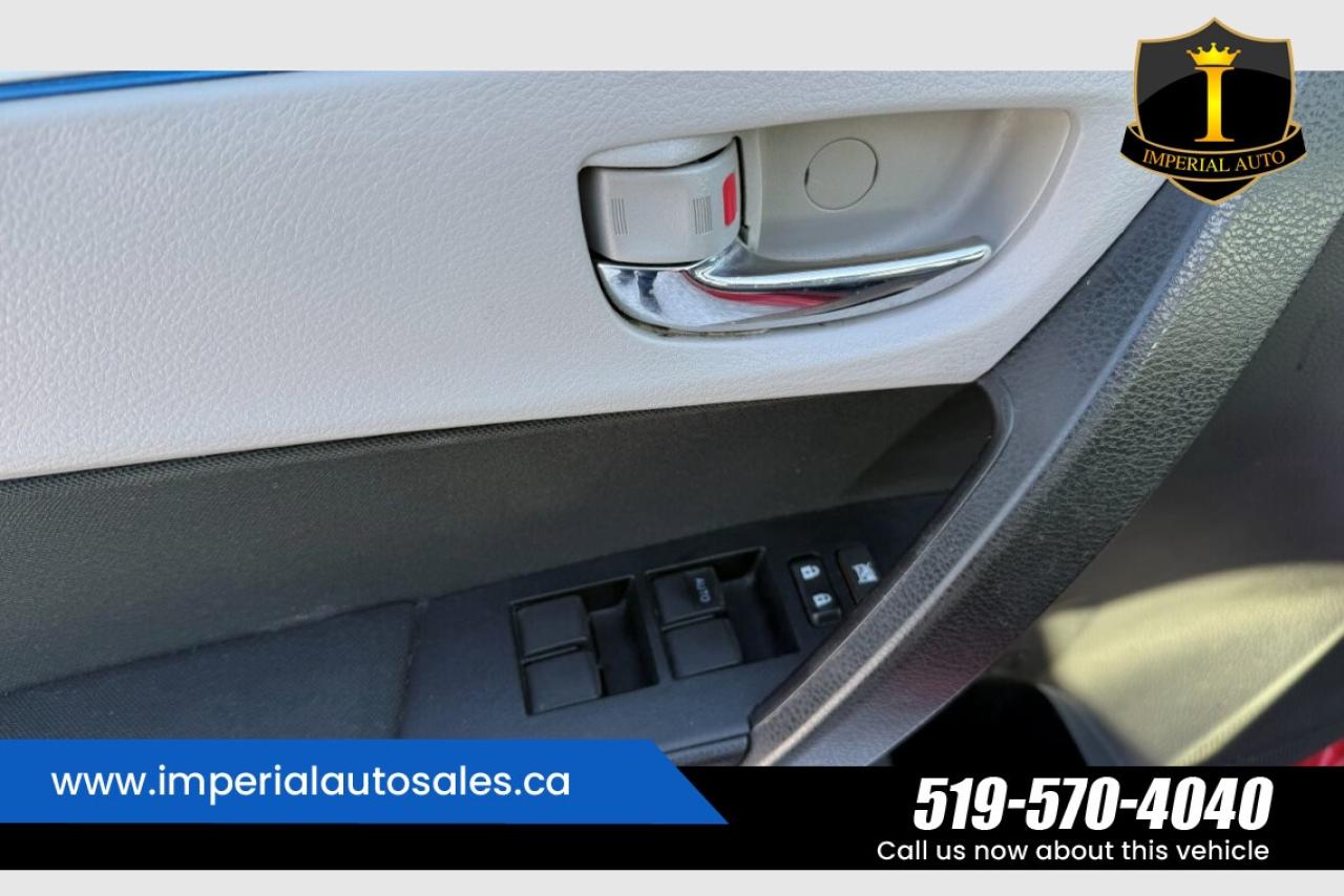 2016 Toyota Corolla LE Photo