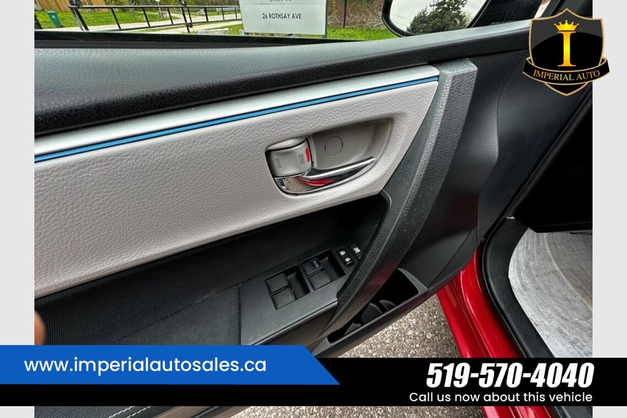 2016 Toyota Corolla LE Photo