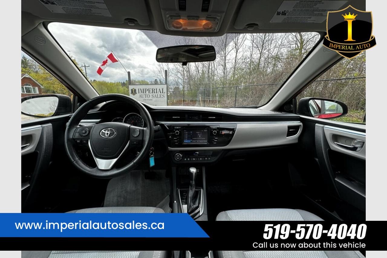 2016 Toyota Corolla LE Photo