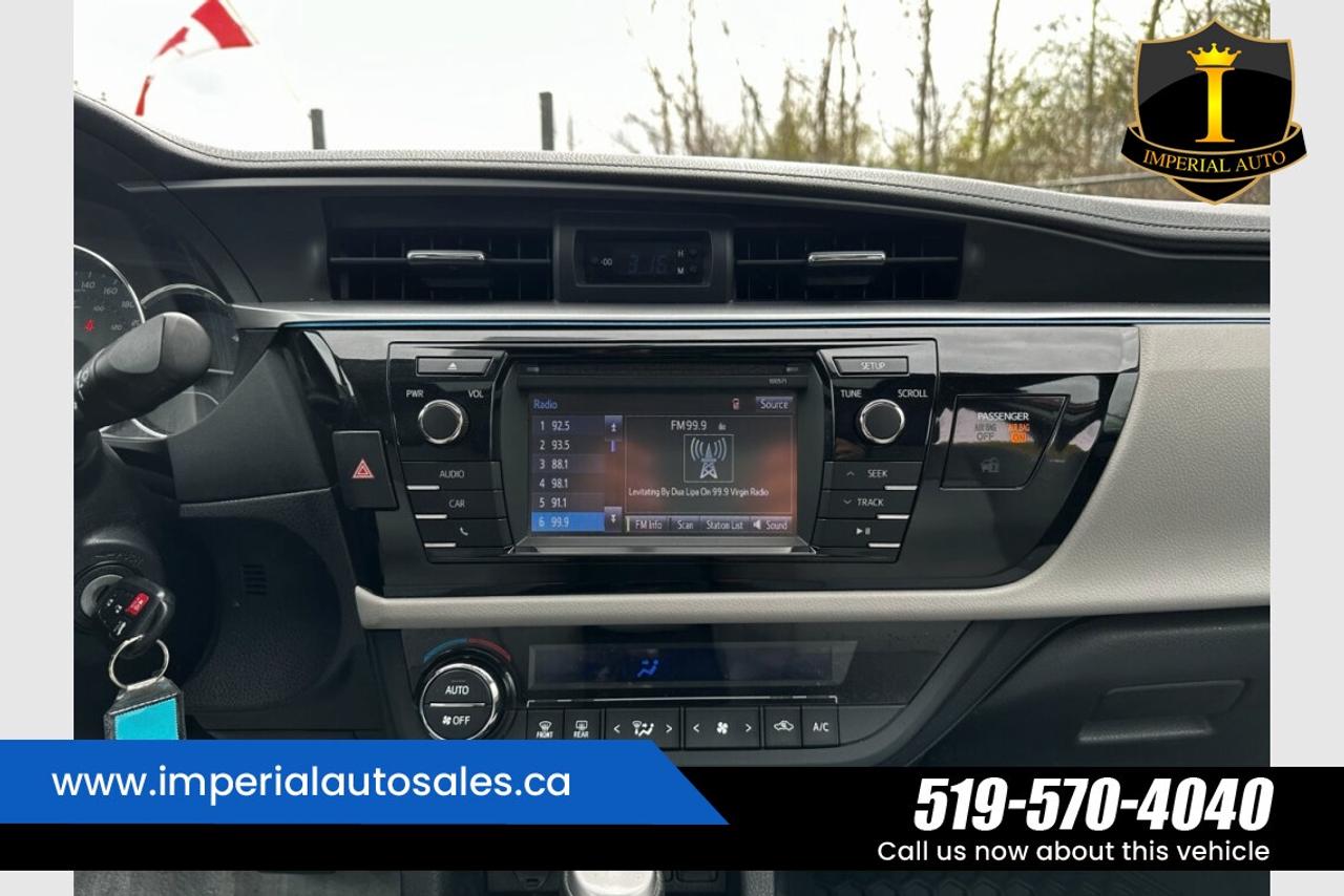 2016 Toyota Corolla LE Photo