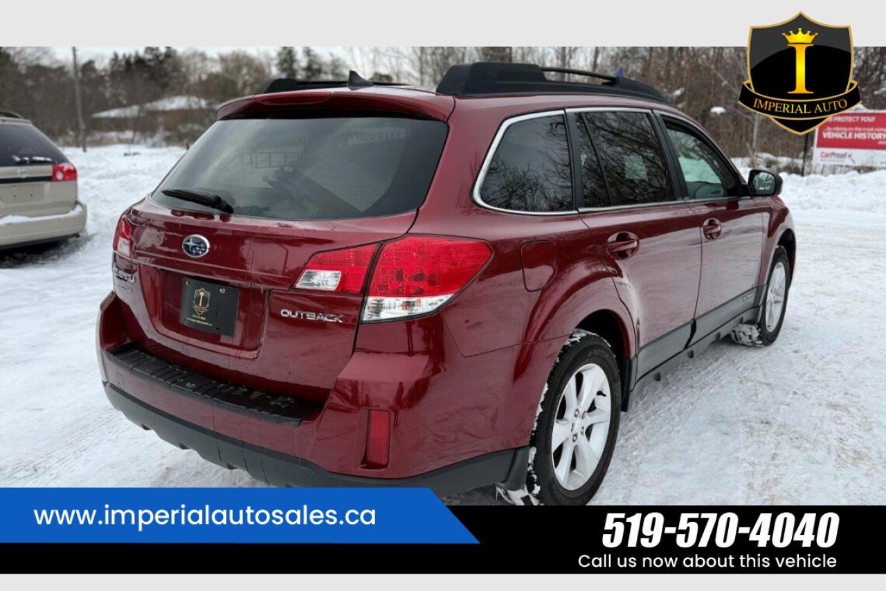 2014 Subaru Outback LIMITED Photo