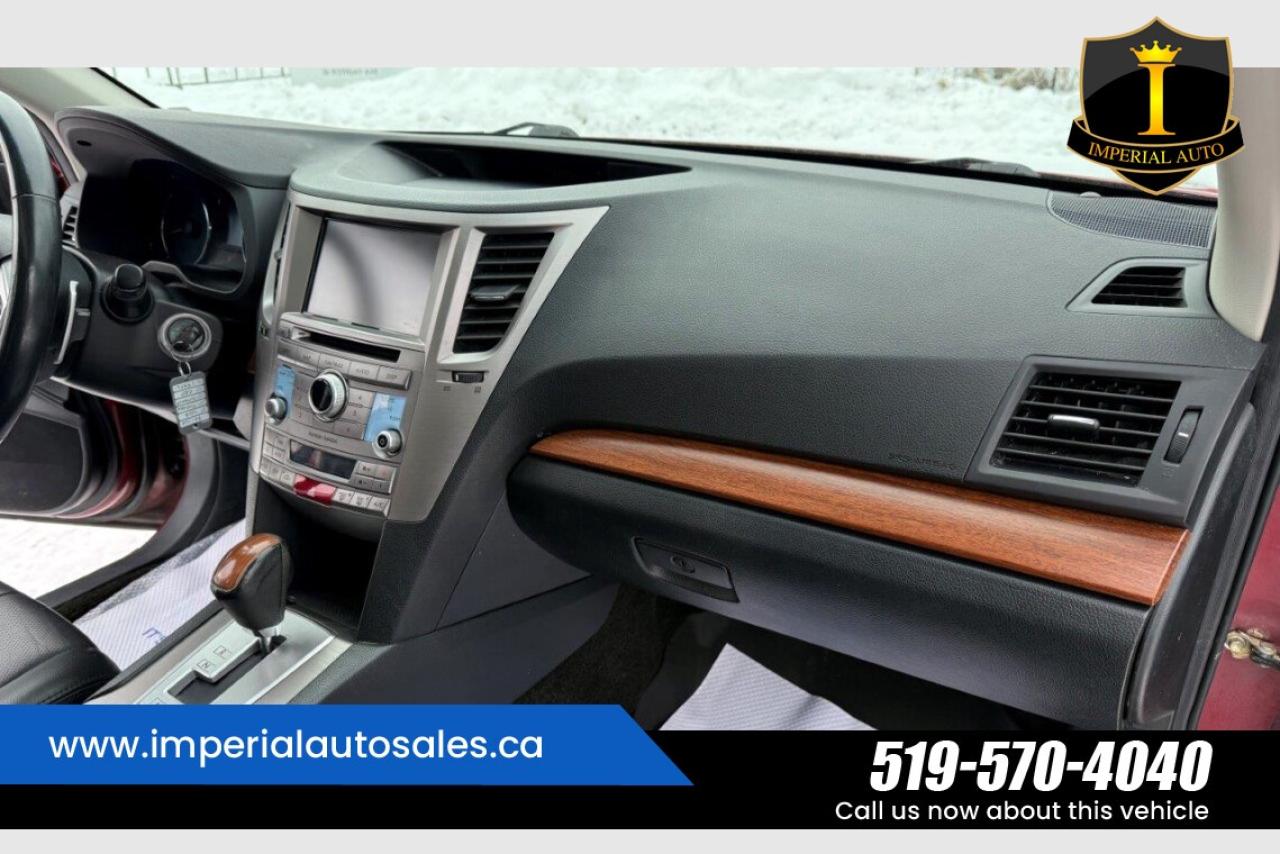 2014 Subaru Outback LIMITED Photo