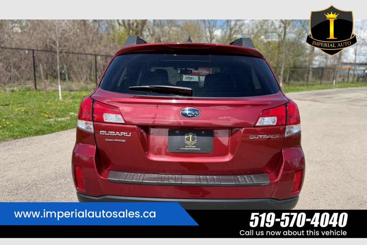 2014 Subaru Outback LIMITED EDITION Photo