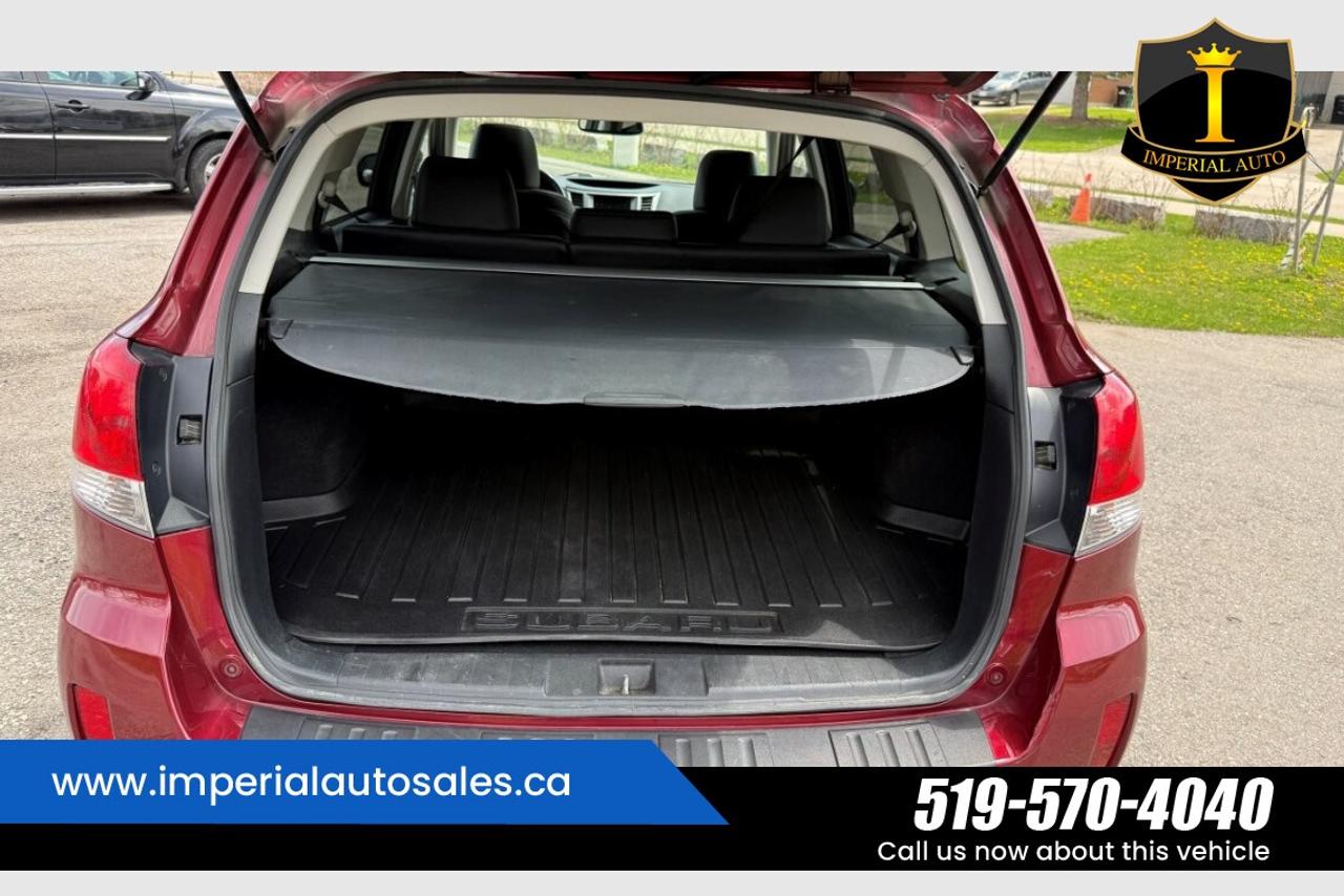 2014 Subaru Outback LIMITED EDITION Photo
