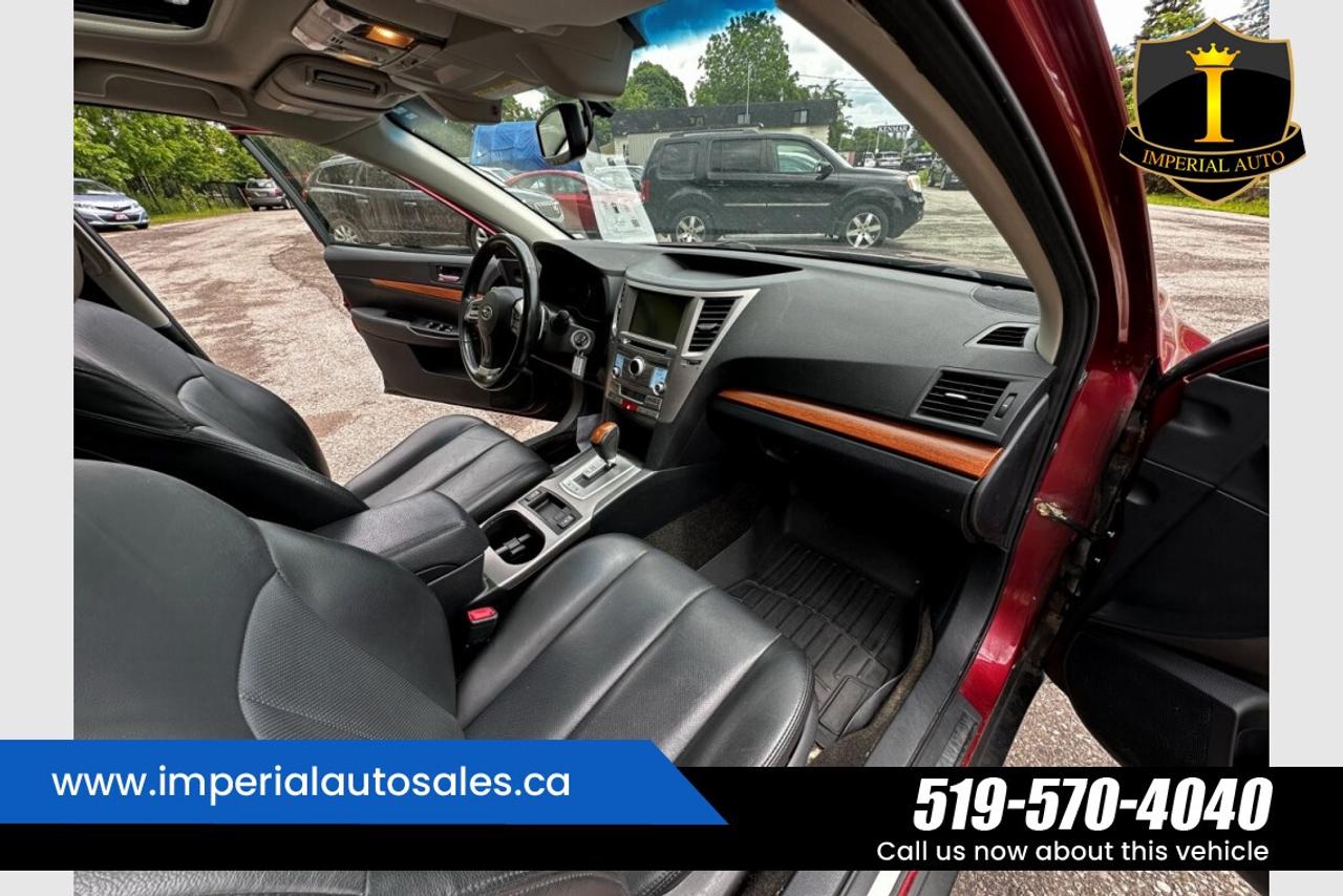2014 Subaru Outback LIMITED EDITION Photo