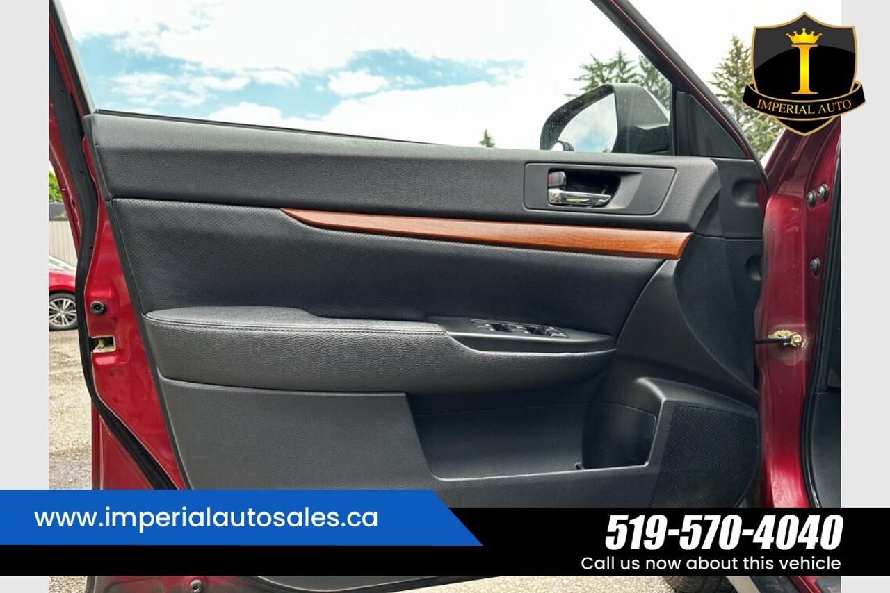 2014 Subaru Outback LIMITED EDITION Photo