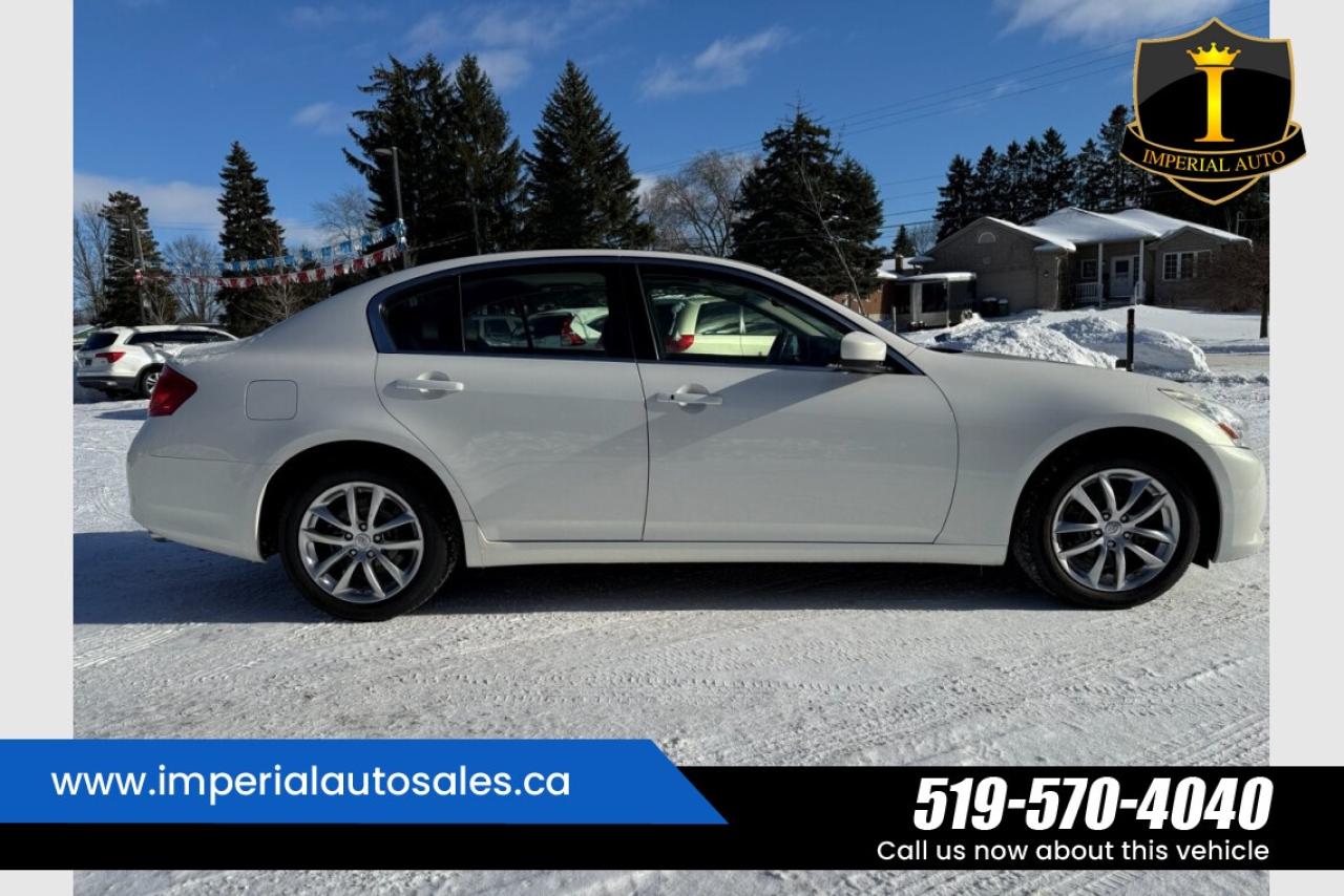 2013 Infiniti G37 X-AWD Photo