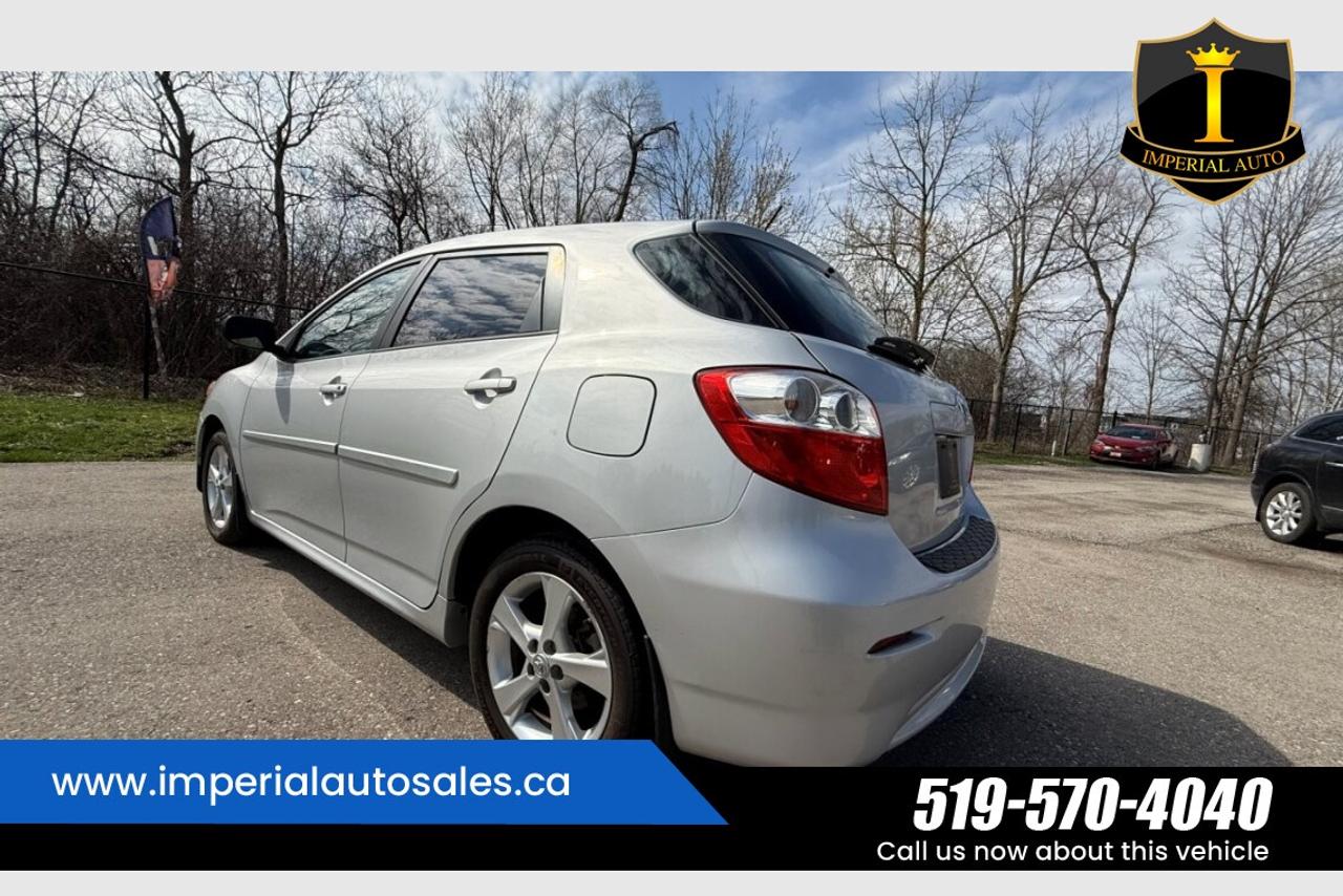 2013 Toyota Matrix 1.8L. FWD.SUNROOF Photo