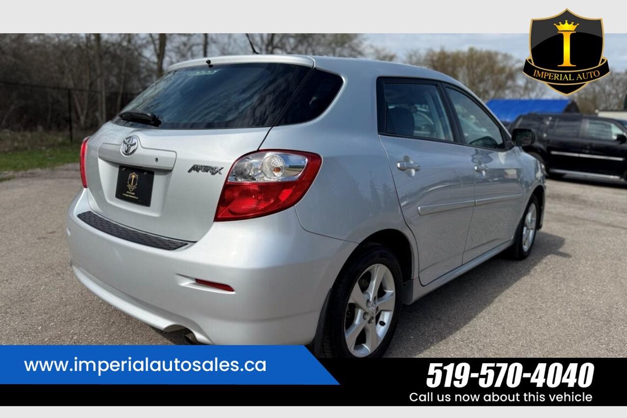 2013 Toyota Matrix 1.8L. FWD.SUNROOF Photo