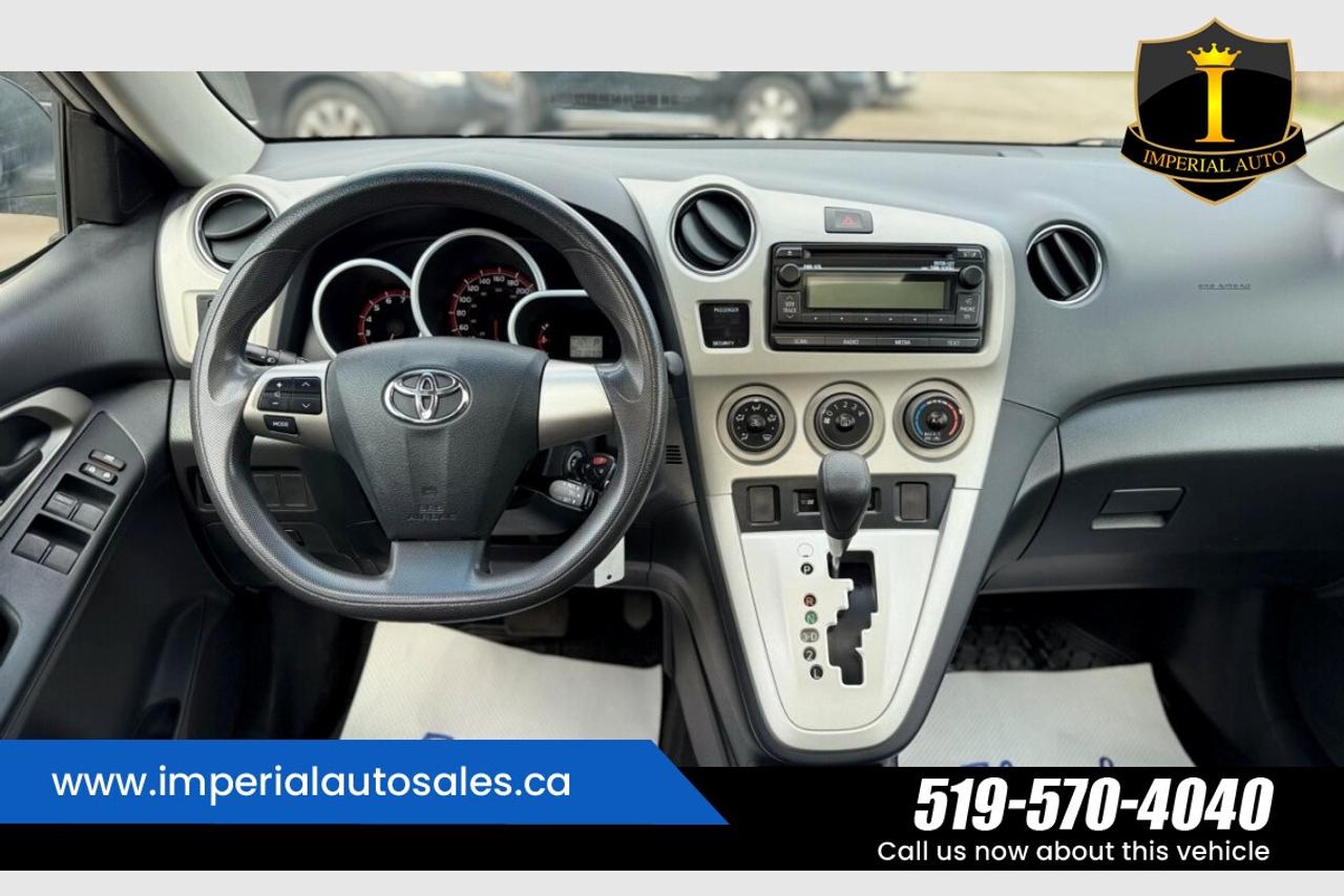 2013 Toyota Matrix 1.8L. FWD.SUNROOF Photo