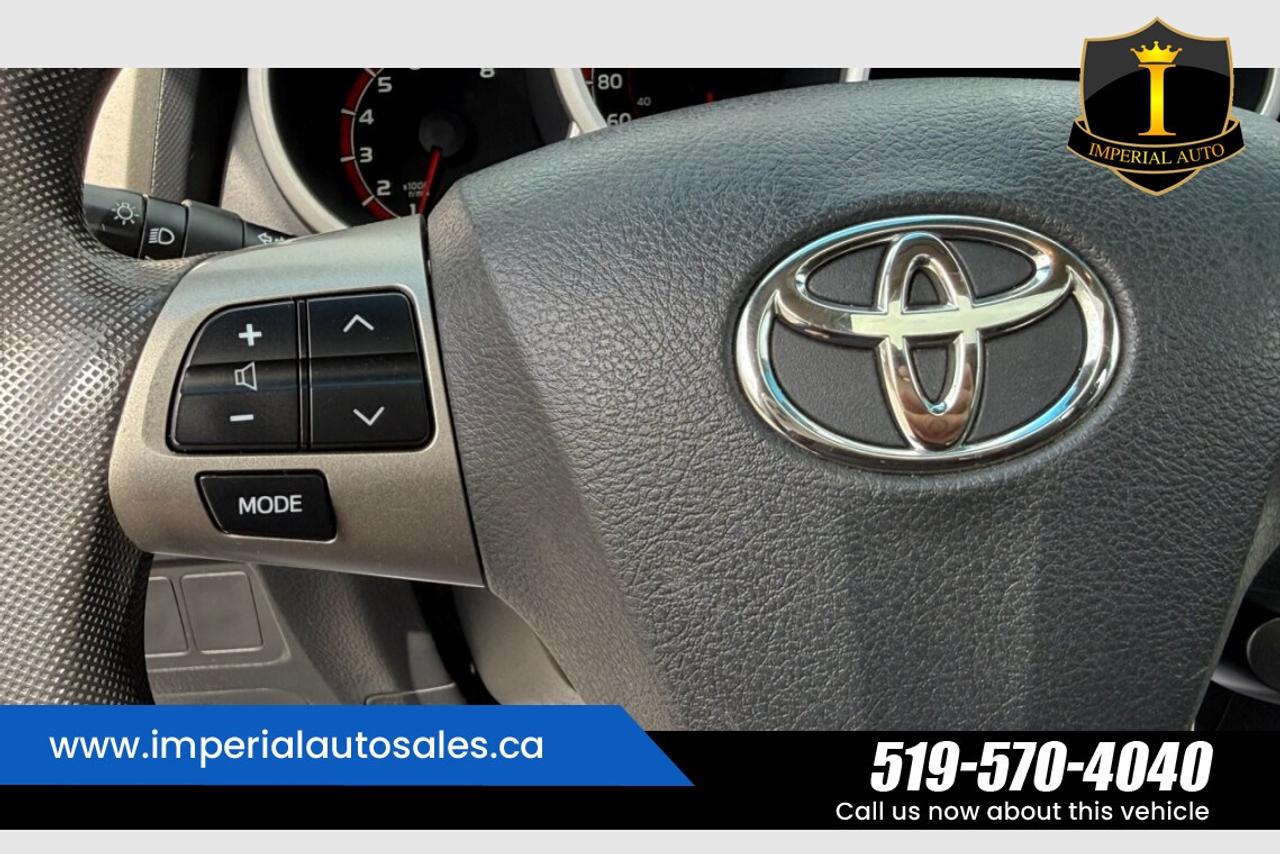 2013 Toyota Matrix 1.8L. FWD.SUNROOF Photo