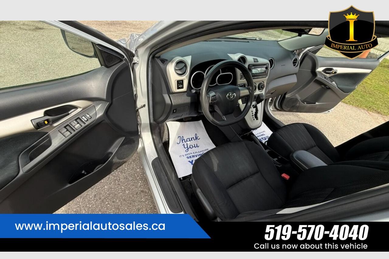 2013 Toyota Matrix 1.8L. FWD.SUNROOF Photo