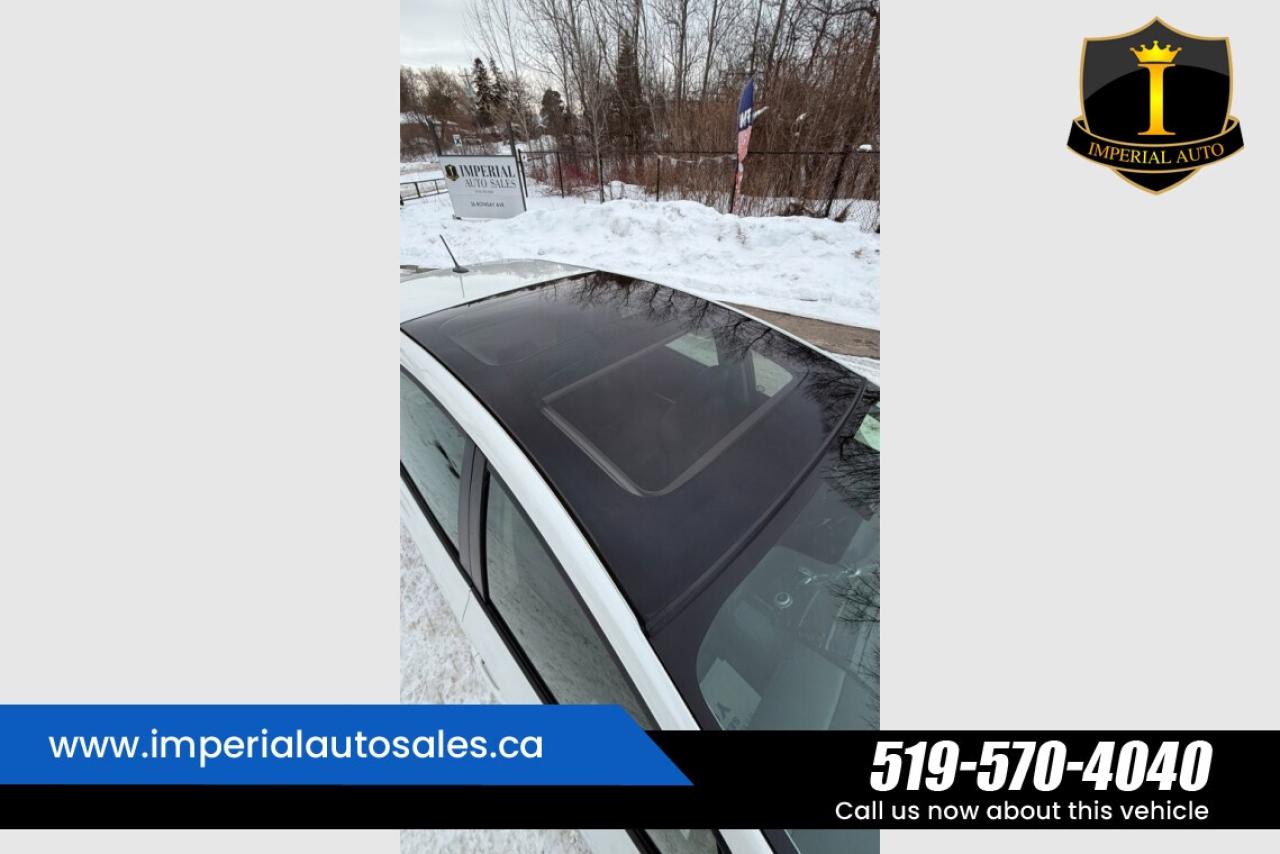 2013 Toyota Prius V Hybrid-Hatchback Photo