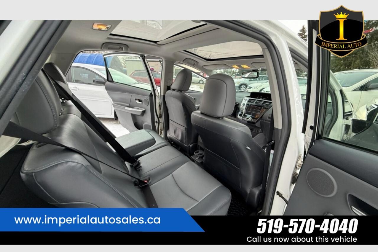 2013 Toyota Prius V Hybrid-Hatchback Photo