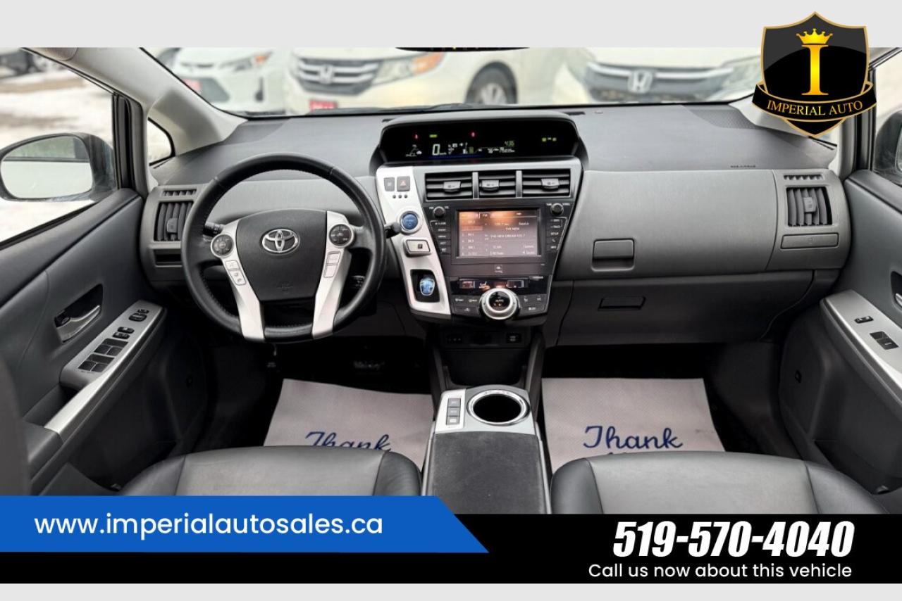 2013 Toyota Prius V Hybrid-Hatchback Photo