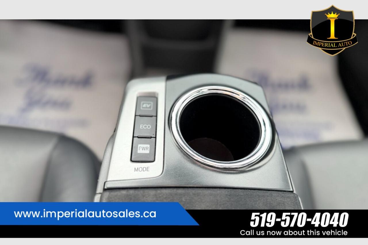 2013 Toyota Prius V Hybrid-Hatchback Photo