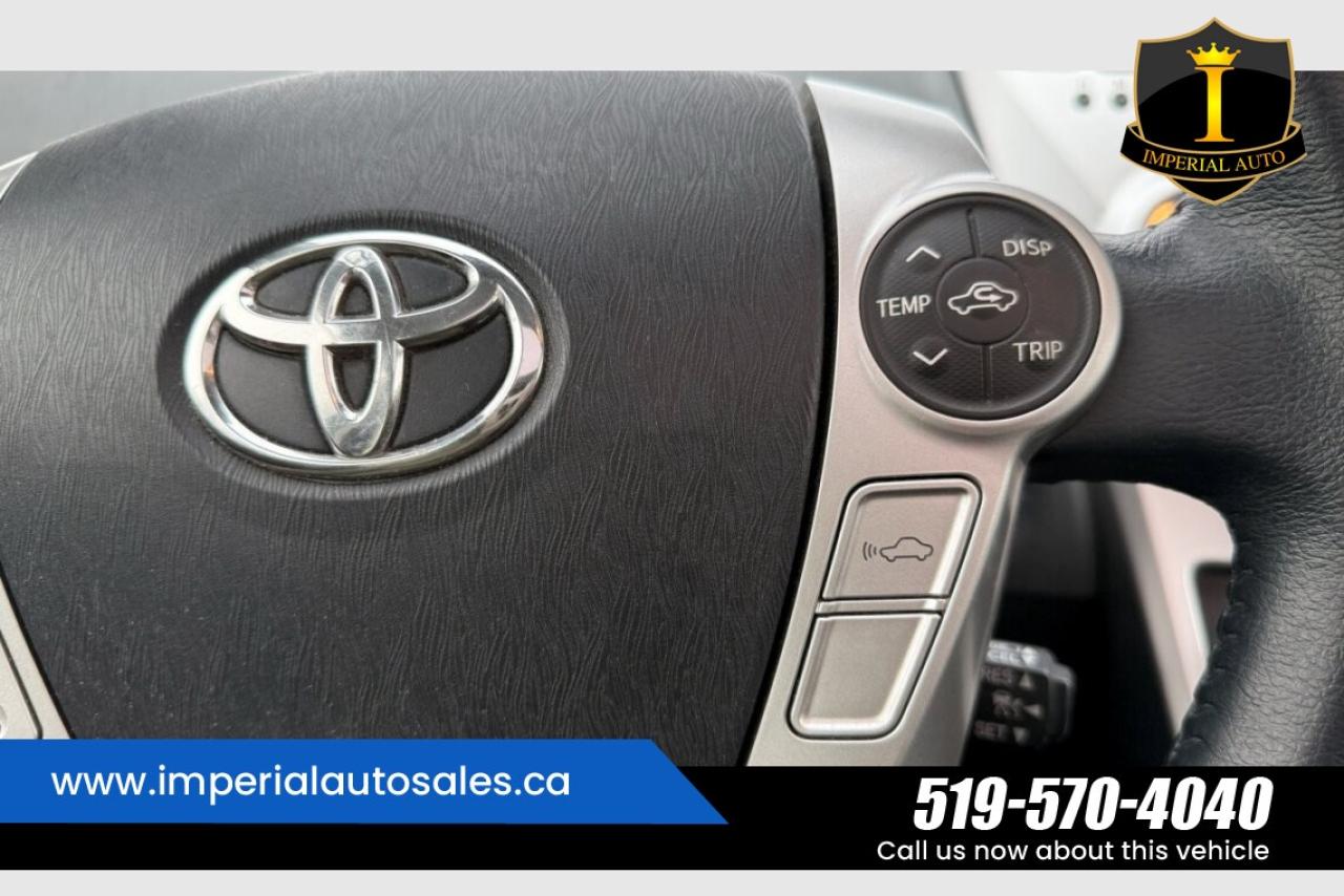 2013 Toyota Prius V Hybrid-Hatchback Photo