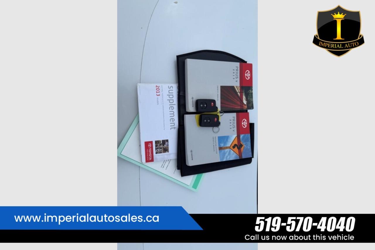 2013 Toyota Prius V Hybrid-Hatchback Photo