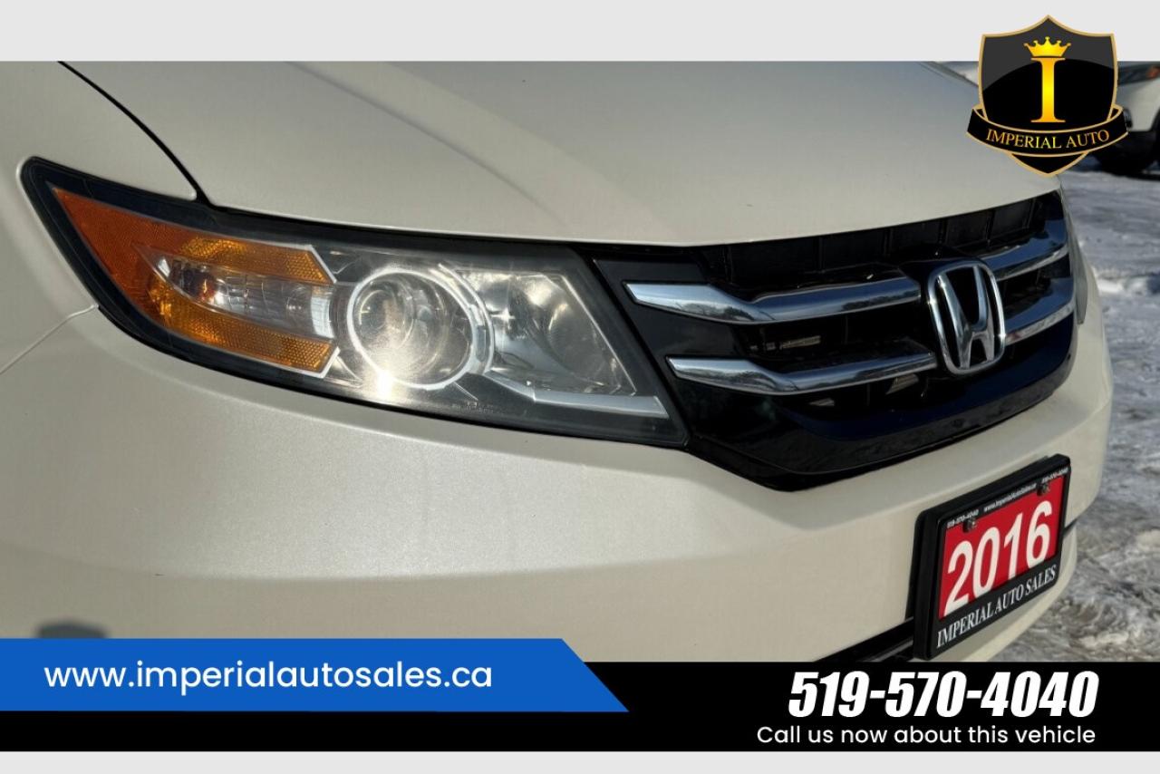 2016 Honda Odyssey SE Photo