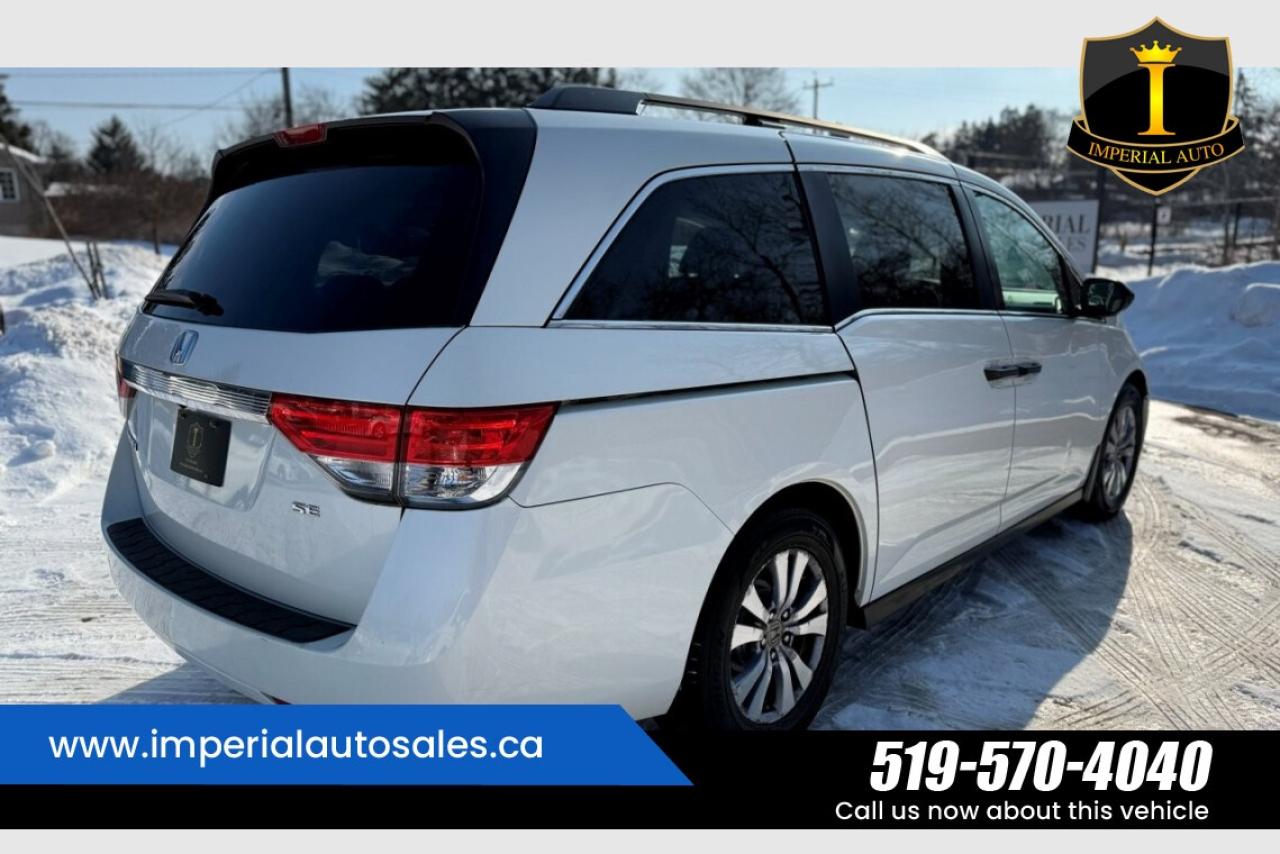 2016 Honda Odyssey SE Photo