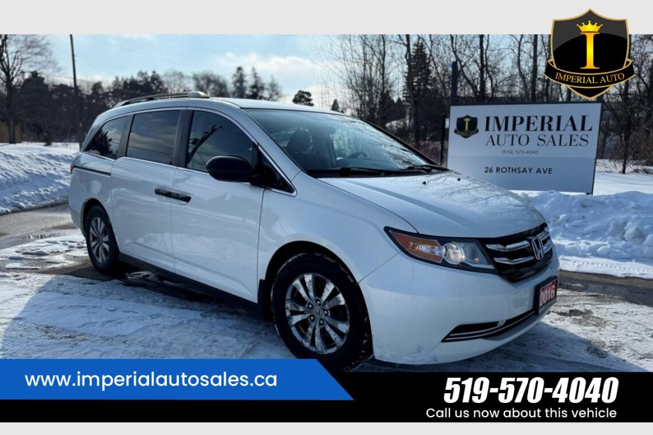 2016 Honda Odyssey SE Photo