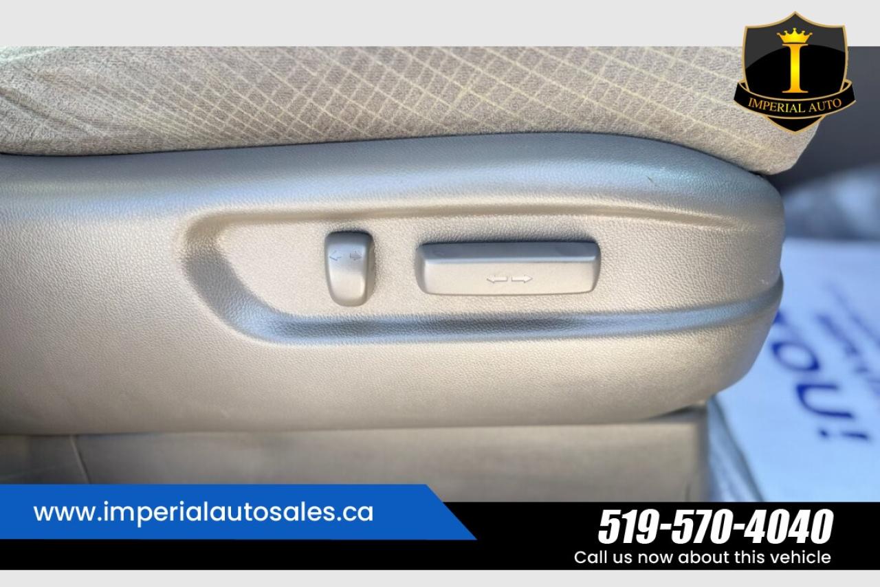 2016 Honda Odyssey SE Photo