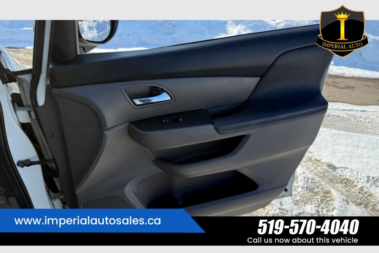 2016 Honda Odyssey SE Photo