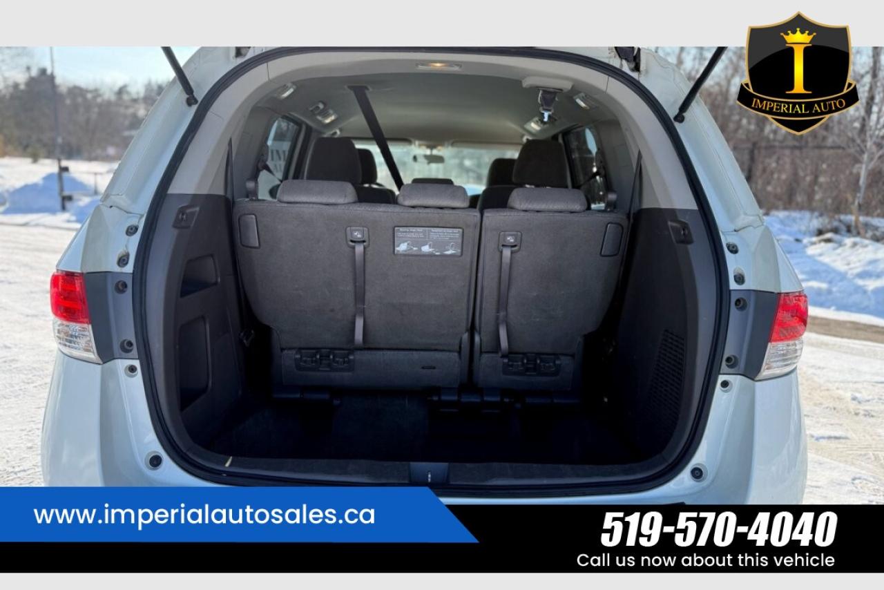 2016 Honda Odyssey SE Photo