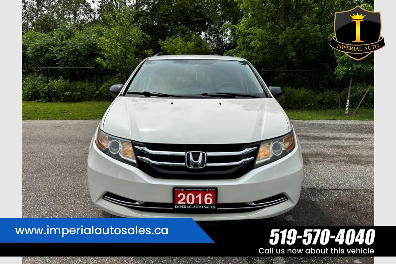 2016 Honda Odyssey SE Photo