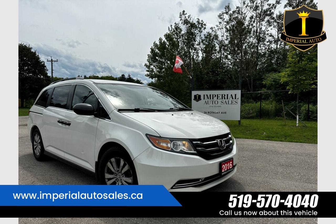 2016 Honda Odyssey SE Photo